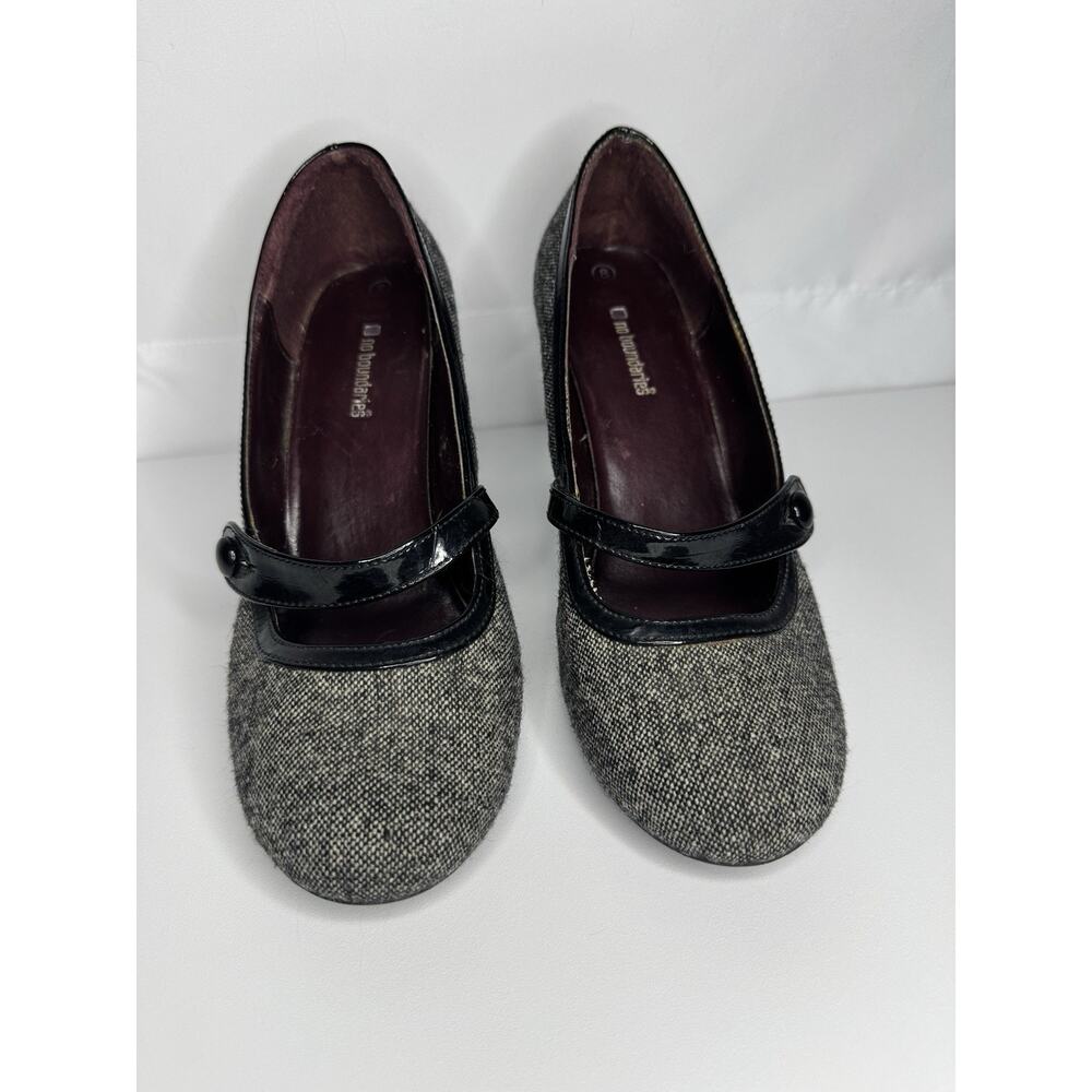No Boundaries Women’s Mary Jane Pumps – Grey Tweed, Patent Trim, Size 8